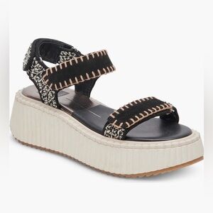 Dolce Vita Debra Chunky Black and White Platform  Sandal Sz 9